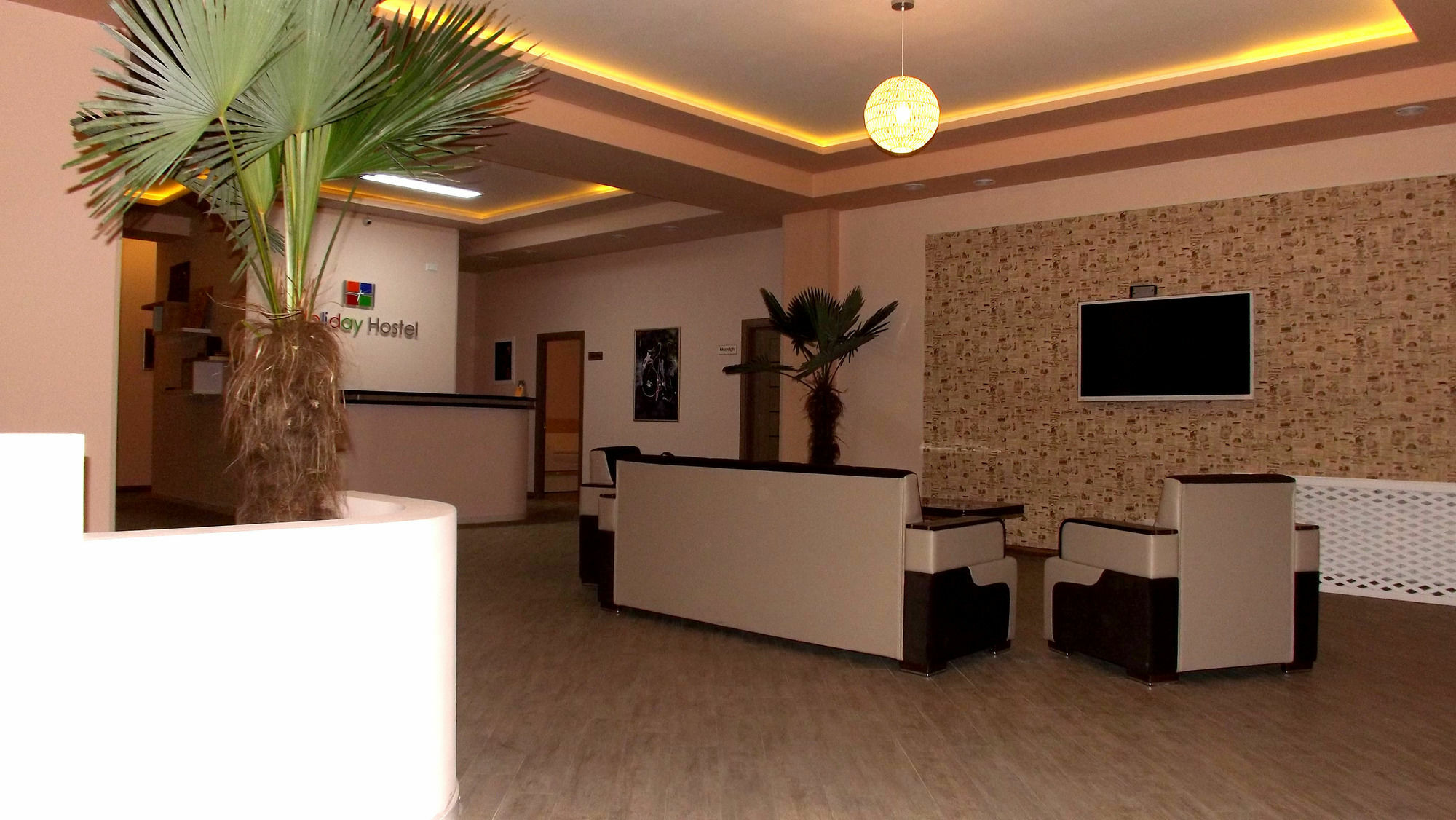 Holiday Hotel & Hostel Ереван Экстерьер фото