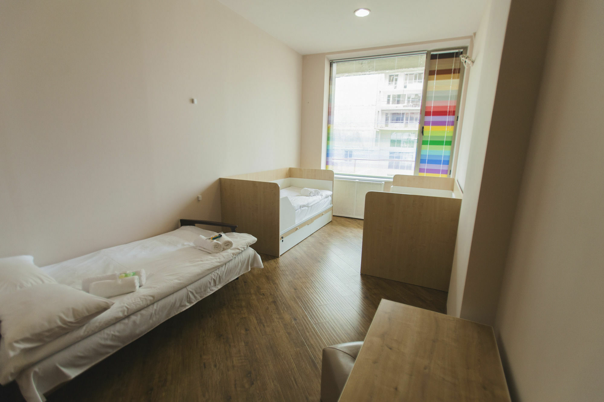 Holiday Hotel & Hostel Ереван Экстерьер фото